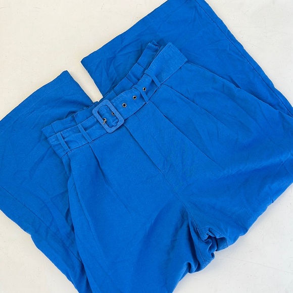 American Eagle Outfitters Pants - AE Outfitters Wide Leg High Waisted Belted Linen Blend Pants- Blue (size M)